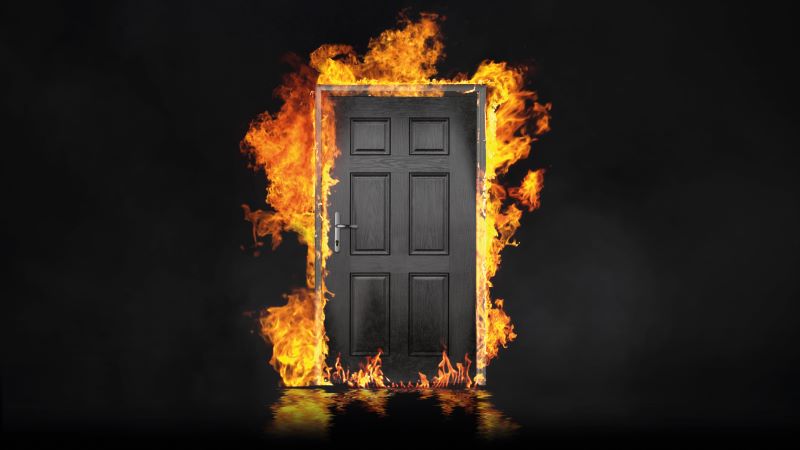 SecureSet_FireDoor_3840x2160_300dpi_CMYK-l